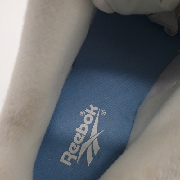 Reebok Shoes Men 6 Question Low Iverson Patent Leather Baby Blue Toe FY2345 - Picture 7 of 10